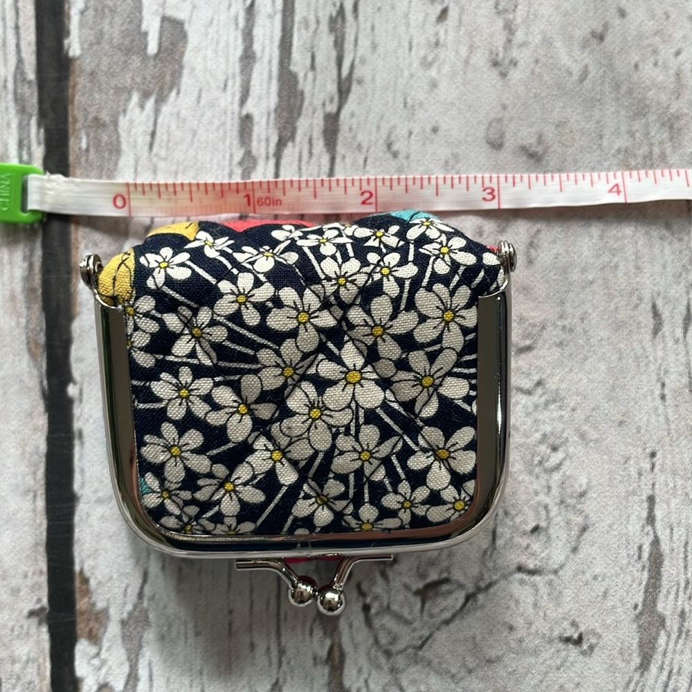 NEW! Vera Bradley Small Pouch - Picture 7 of 9